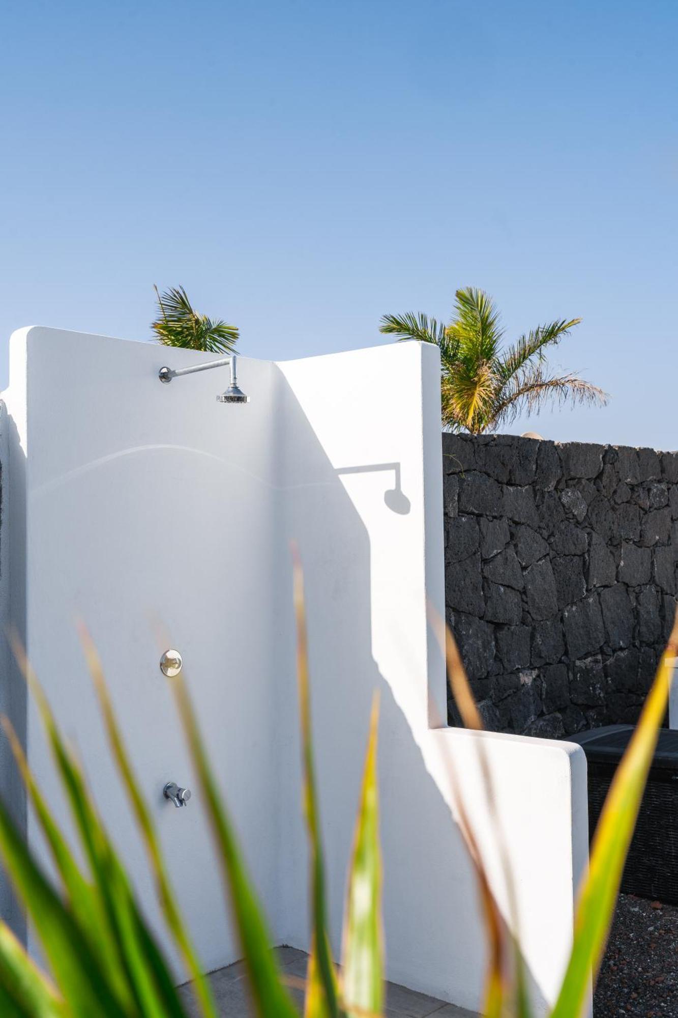 3 Bedroom Villa With Private Pool Close To Papagayo Beach Playa Blanca  Eksteriør billede