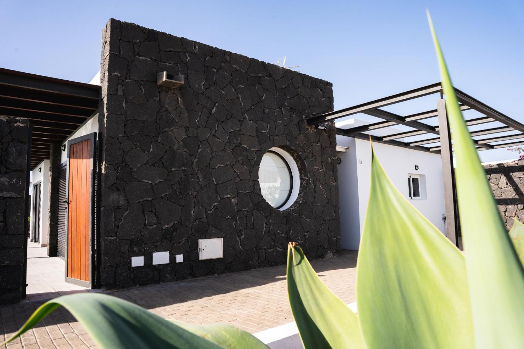 3 Bedroom Villa With Private Pool Close To Papagayo Beach Playa Blanca  Eksteriør billede
